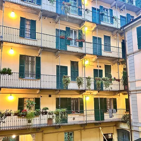 Apartment La Vie En Rouge - Porta Venezia