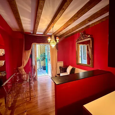 Apartment La Vie En Rouge - Porta Venezia